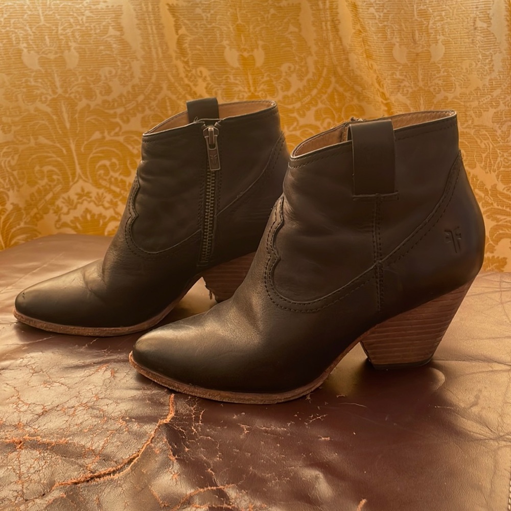 Frye Reed Bootie